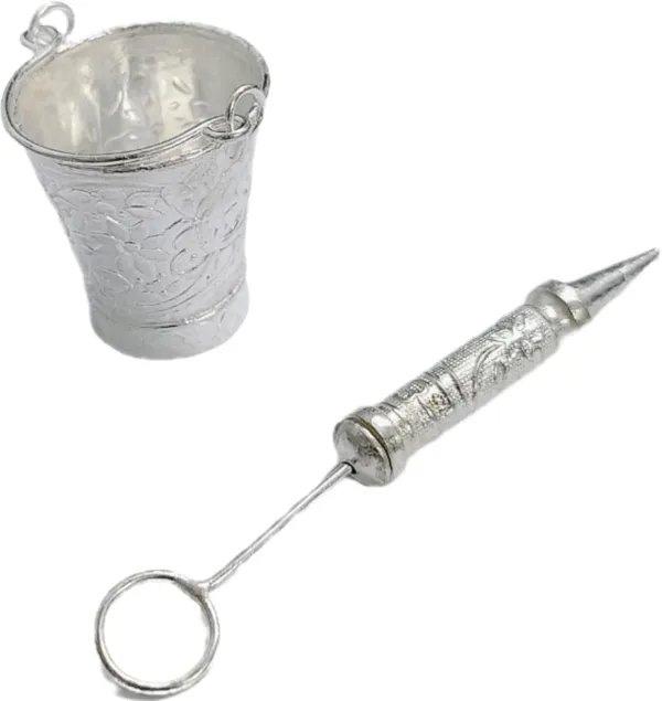 Silver_White_Metal_Laddu_Gopal_Pichkari_Balti_Showpiece_For_Home_Decor