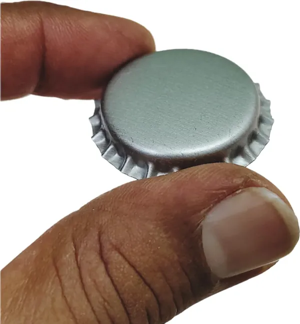 Silver_Metal_Crown_Caps_For_Bottles_(200_Pcs_|_3_Cm_Dia)_(Pack_Of_200)