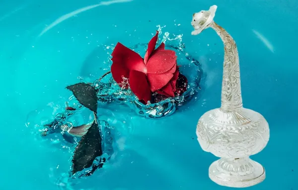 Silver_Metal_Perfume_Incense_Holder_With_Stick