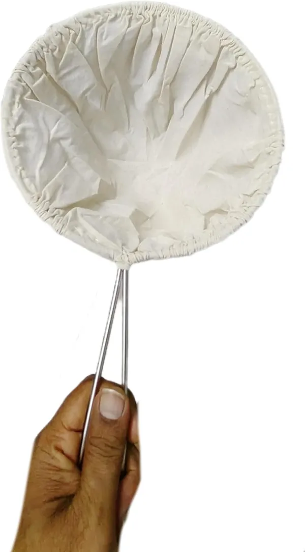 White_Strainer_For_Kitchen_Pot_With_Stainless_Steel_Handle
