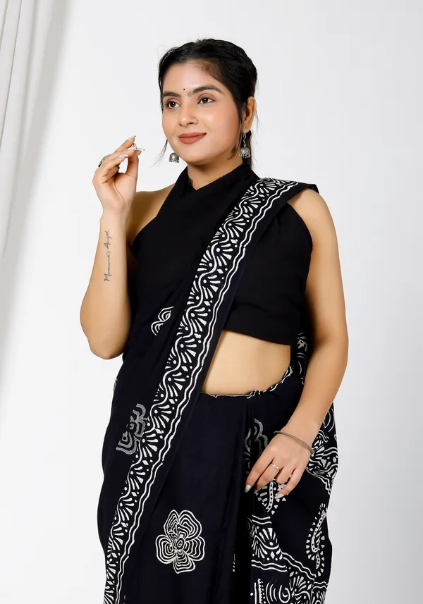 Black_Jaipuri_Block_Print_Bagru_Hand_Block_Printed_Mulmul_Cotton_Saree_For_Woman