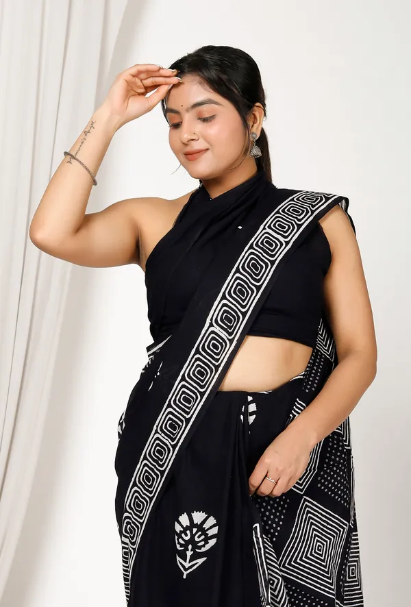 Black_Jaipuri_Block_Print_Bagru_Hand_Block_Printed_Mulmul_Cotton_Saree_For_Woman