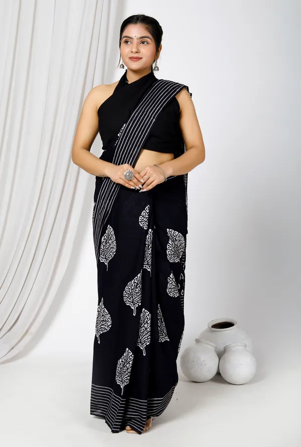 Black_Jaipuri_Block_Print_Bagru_Hand_Block_Printed_Mulmul_Cotton_Saree_For_Woman