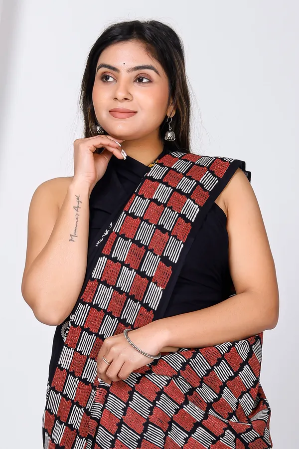 Black_Jaipuri_Block_Print_Bagru_Hand_Block_Printed_Mulmul_Cotton_Saree_For_Woman