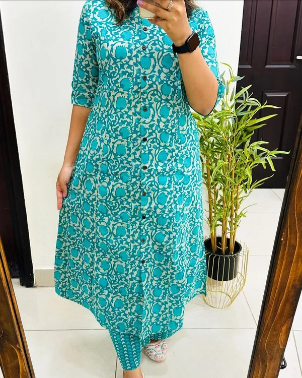 Sky_Blue_Best_Designer_Latest_Suit_For_Women