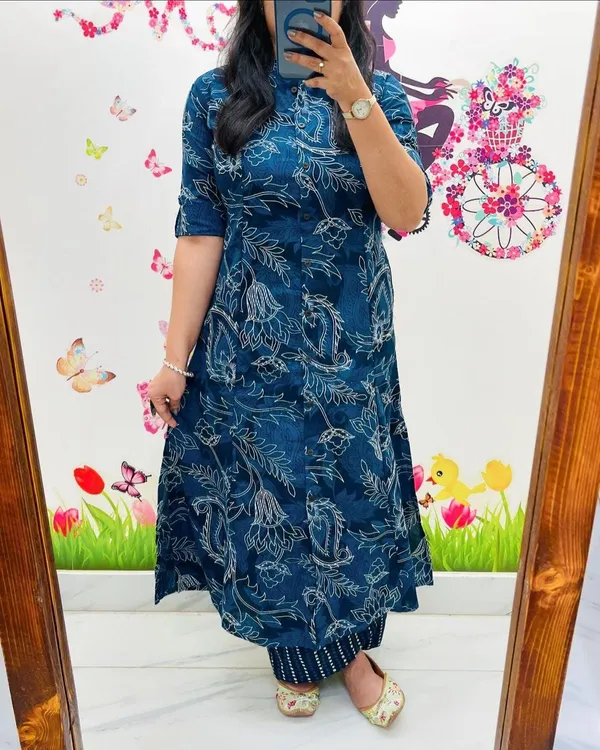 Multicolor_Best_Designer_Latest_Suit_For_Women