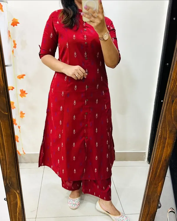 Red_Best_Designer_Latest_Suit_For_Women