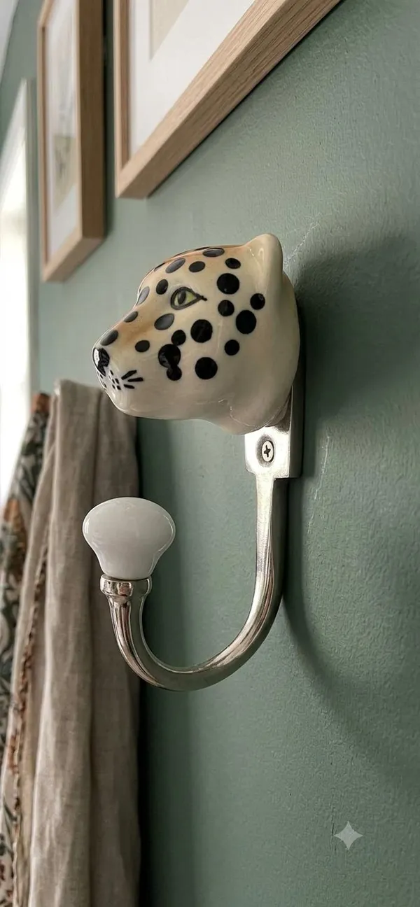 Ceramic_Metal_WALL_Mounted_Single_LION_Hook_Hanger_-_Silver_Finish_-Pack_of_2_(5_INCH)