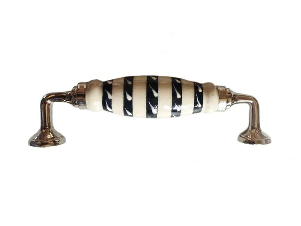 Silver_Ceramic_Door_Handle_Silver_Finish_-_Scratch_Proof_100%_(Size_6_Inch,_Strip_Embossing_Hand_Painted)_(1)