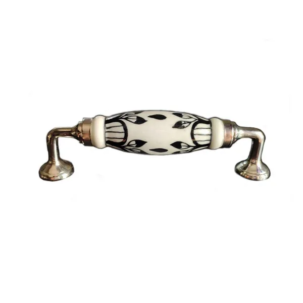 Silver_Ceramic_Door_Handle_Silver_Finish_-_Scratch_Proof_100%_(Size_6_Inch,_Strip_Embossing_Hand_Painted)_(4)