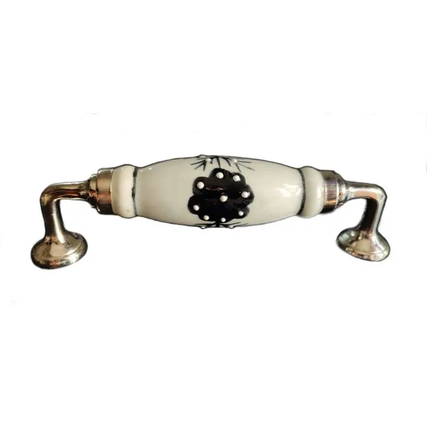 Silver_Ceramic_Door_Handle_Silver_Finish_-_Scratch_Proof_100%_(Size_6_Inch,_Strip_Embossing_Hand_Painted)_(5)
