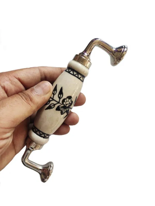 Silver_Ceramic_Door_Handle_Silver_Finish_-_Scratch_Proof_100%_(Size_6_Inch,_Strip_Embossing_Hand_Painted)_(6)
