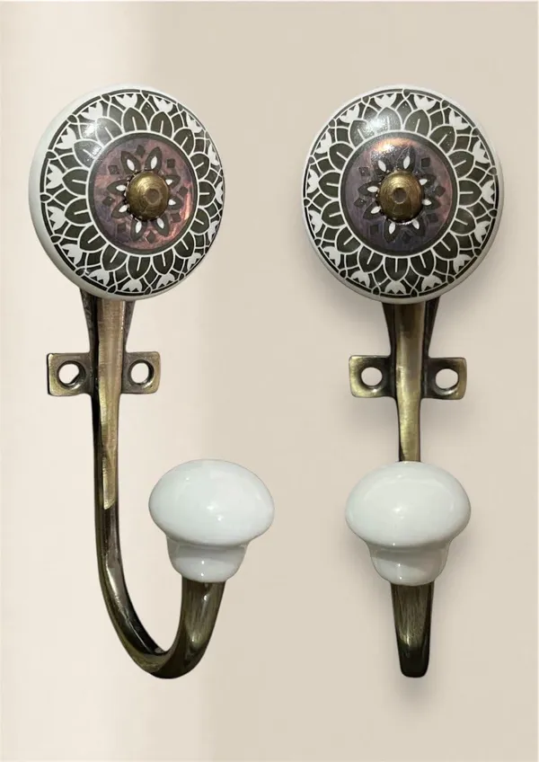 Maison_Belle-_Art_&_Craft_Ceramic_Wall_Hook_(6.)