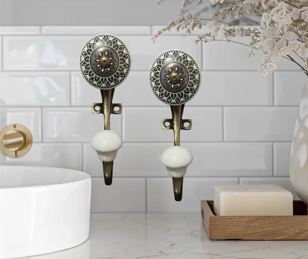 Maison_Belle-_Art_&_Craft_Ceramic_Wall_Hook_(6.)