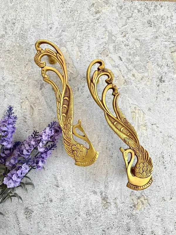 Brass_Peacock_Design_7_Inches_Brass_Door_Handle_-_Brass_Finish_(7_Inch_-_Pair)