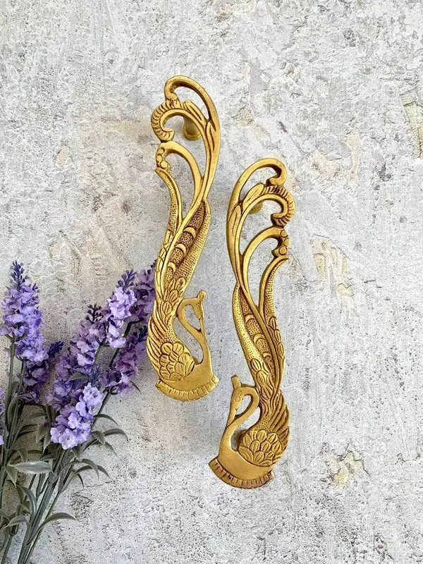 Brass_Peacock_Design_7_Inches_Brass_Door_Handle_-_Brass_Finish_(7_Inch_-_Pair)