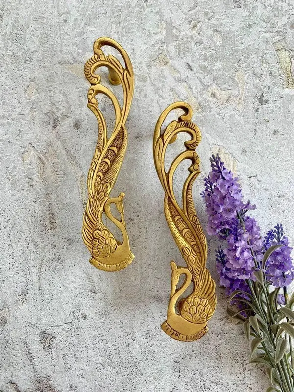 Brass_Peacock_Design_7_Inches_Brass_Door_Handle_-_Brass_Finish_(7_Inch_-_Pair)
