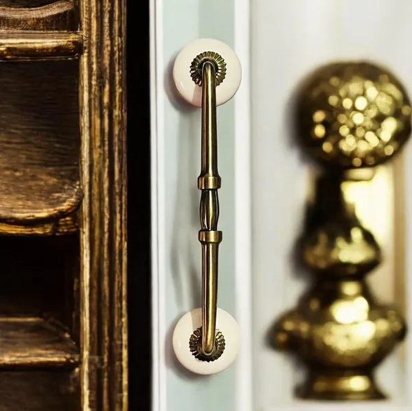Ceramic_Door_Handle_Gold_Antique_Finish_-_(Size_6_Inch,_Iovery)_-_Hole_To_Hole_4_Inch_(Pack_Of_1_Handle)_(4_Inch)