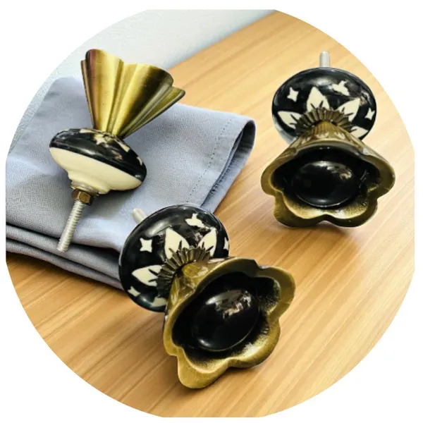 Maison_Belle_Ceramic_Flower_KNOBS_for_Drawer_-_Gold_Antique_Finish_(Size_2.5_INCH_-_White,_Pack_of_2)_(Black)