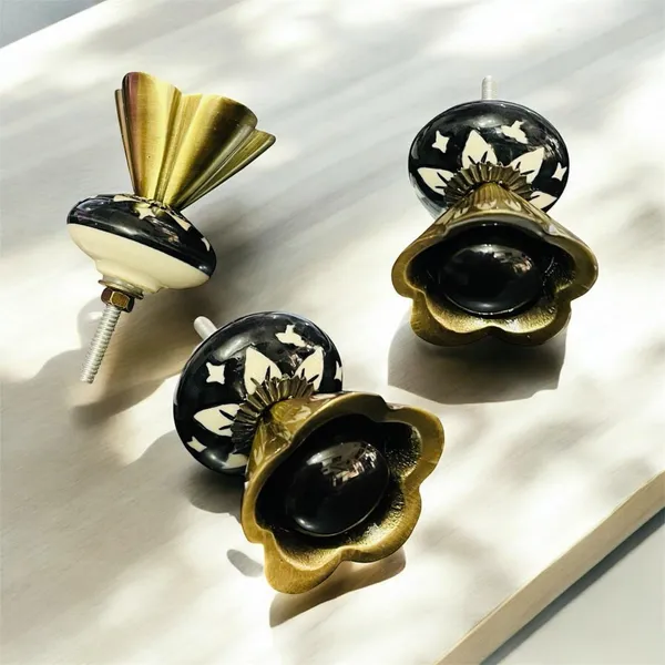Maison_Belle_Ceramic_Flower_KNOBS_for_Drawer_-_Gold_Antique_Finish_(Size_2.5_INCH_-_White,_Pack_of_2)_(Black)