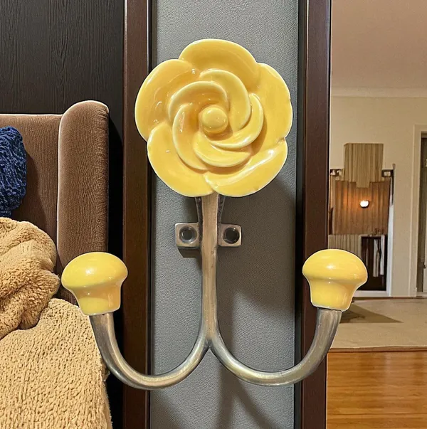 Pack_of_2_Hooks_Ceramic_Rose_Hook_Metal_Wall_Mounted_Double_Hook_Hanger_-_(Size_5_Inch)__(Yellow_-_Antique)