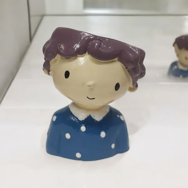 Blue_Cute_Resin_Boy_Planter_For_Home_&_Decoration
