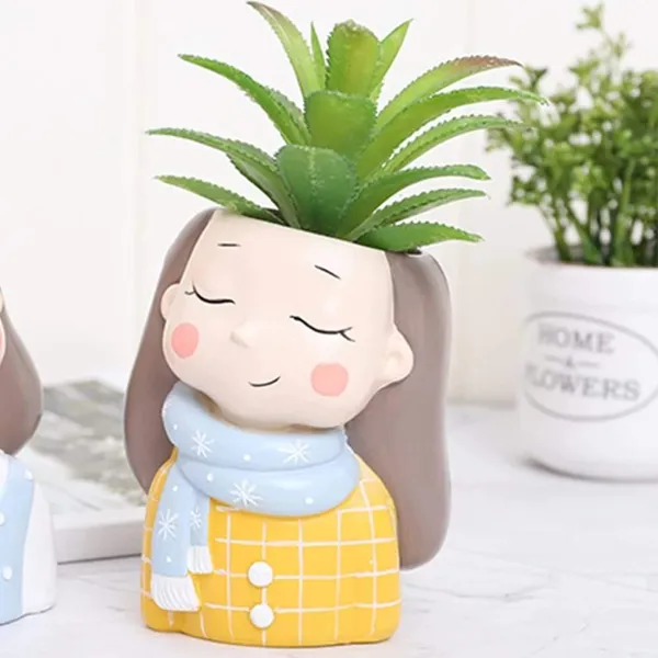 Winter_Girl_Resin_Succulent_Pot_For_Home_&_Decoration_(10.5_*_8_Cm)