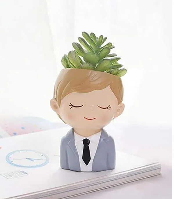 Blonde_Boy_Resin_Pot_For_Home_&_Decoration