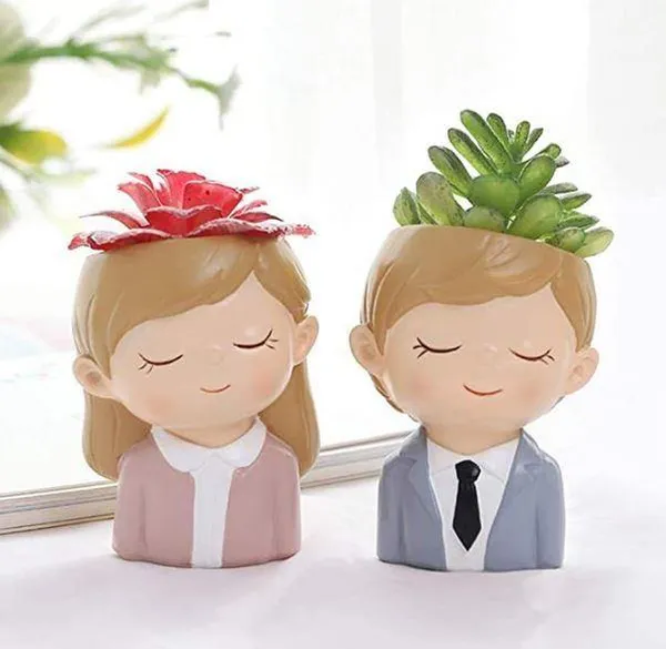 Blonde_Boy_Resin_Pot_For_Home_&_Decoration