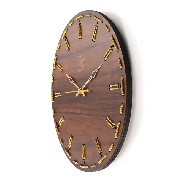 Brown_Analog_Wood_Wall_Clock_For_Home_Decor_|_Accurate_Time_Keeping_With_Quartz_Mechanism