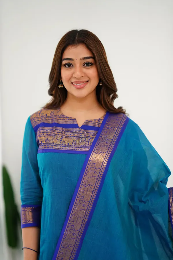 Blue_Shade_Cotton_Kurta_And_Dupatta_For_Women