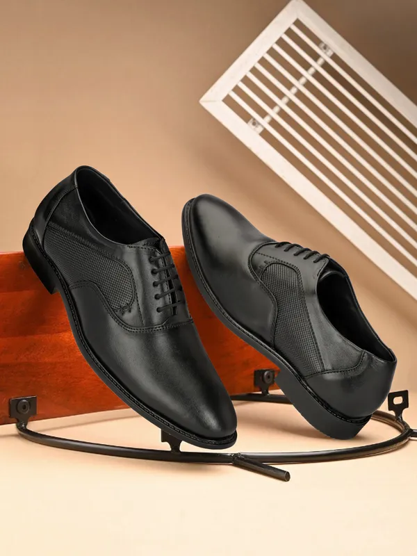 Black_Genuine_Leather_Office_Wear_Corporate_Casuals_For_Men