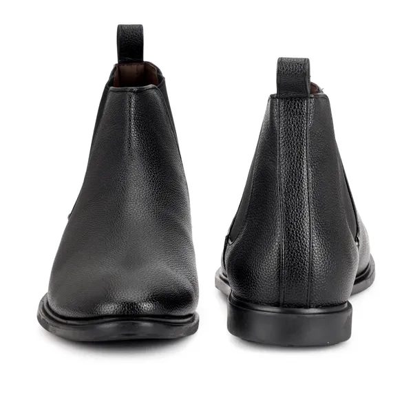Black_Leather_Casual_Wear_Chelsea_Boot_For_Men