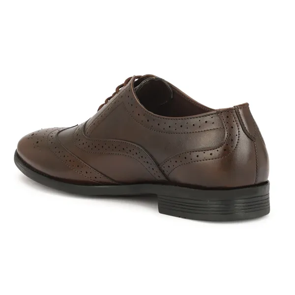 Brown_Leather_Corporate_Wear_Broque_shoes_For_Men