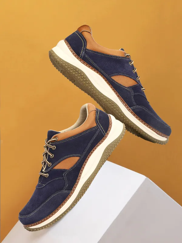 Blue_Geniune_Leather_Sneakers_For_Men