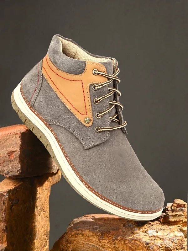 Grey_Geniune_Leather_Sneakers_For_Men