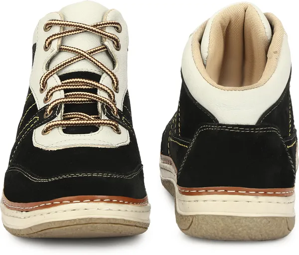 Black_Geniune_Leather_Sneakers_For_Men