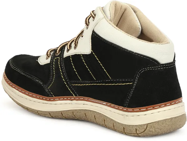 Black_Geniune_Leather_Sneakers_For_Men