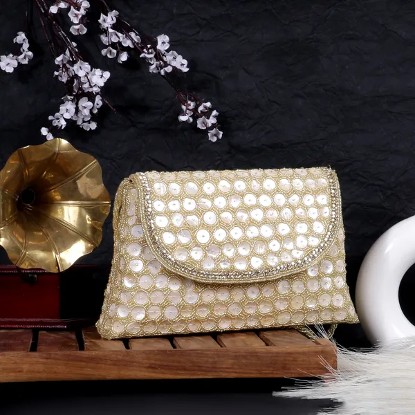 Osty_Valentina_–_Handcrafted_Mirror_Zari_Clutch_with_Dual_Handle