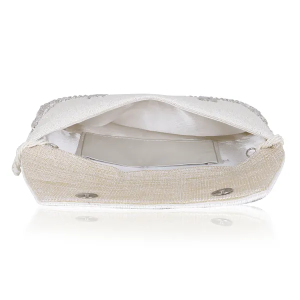 Perfect_for_bridal_wear,_receptions,_traditional_events,_gifting,_and_luxury_parties