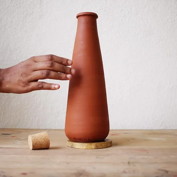 Eco_friendly_Terracotta_Clay_Water_bottle_(850ml)