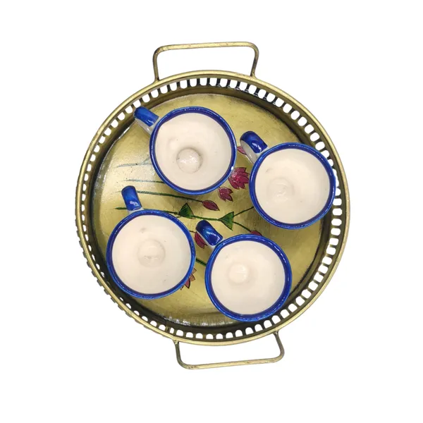 Hand_Painted_Metal_Serving_Tray_set_of_2_Scratch_and?tain?roof