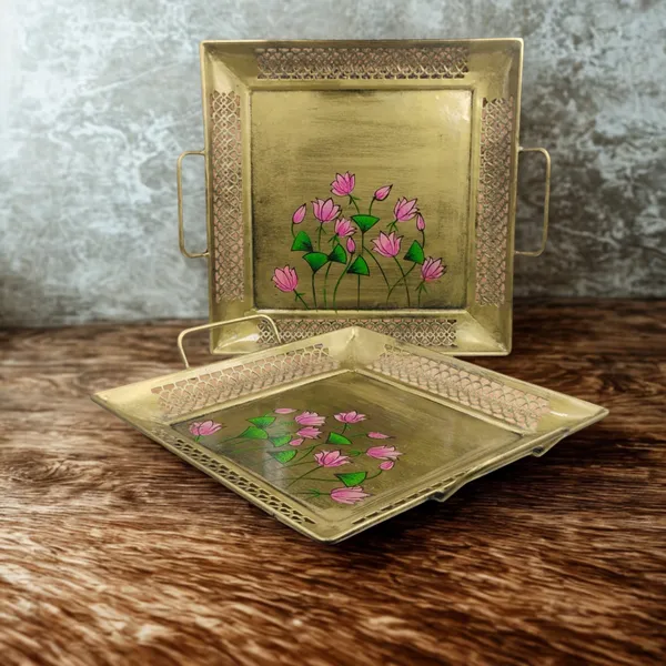 Hand_Painted_Metal_Serving_Tray_set_of_2_Scratch_and_Stain_Proof_Square