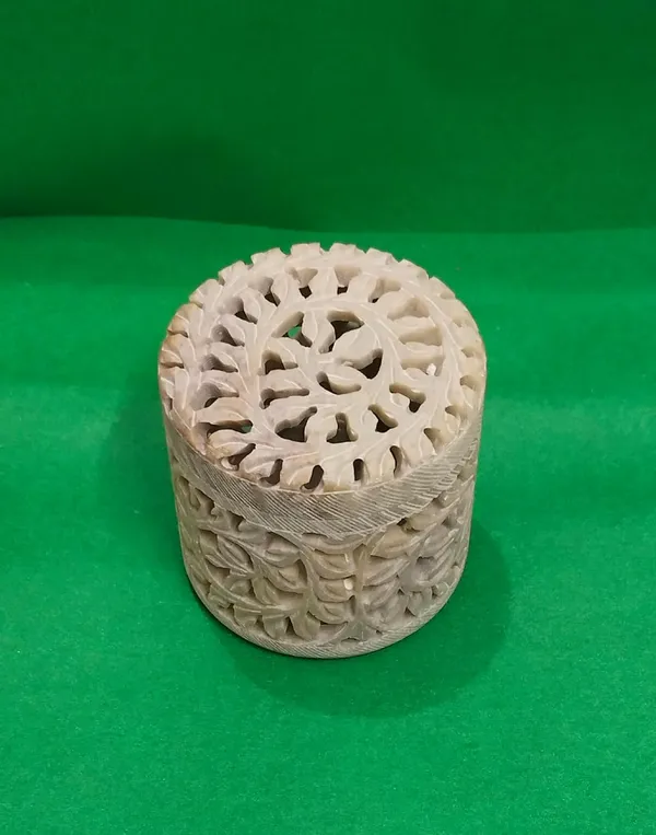 Hand_carved_Soapstone_Jewelry_Box_3_Inch