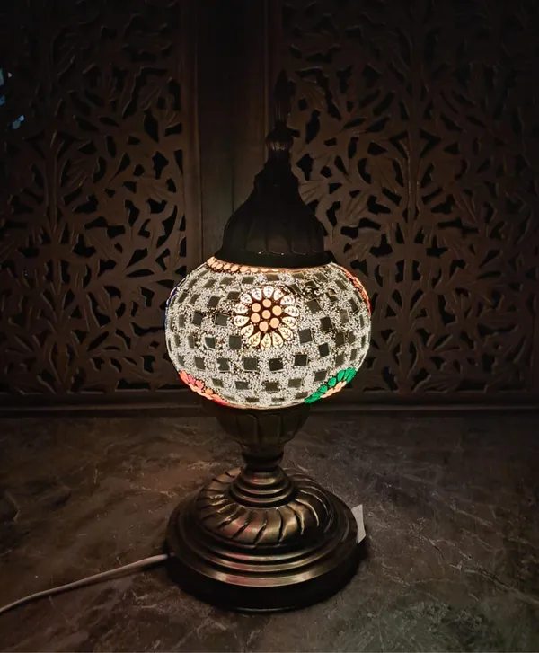 Handcrafted_Turkish_Mosaic_Table_Lamp_?Antique_Base_(16_Inch)