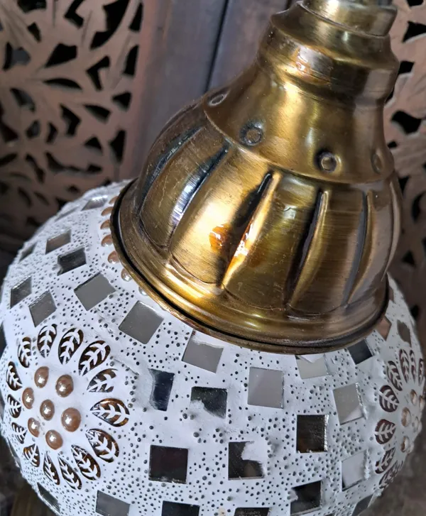 Handcrafted_Turkish_Mosaic_Table_Lamp_?Antique_Base_(16_Inch)
