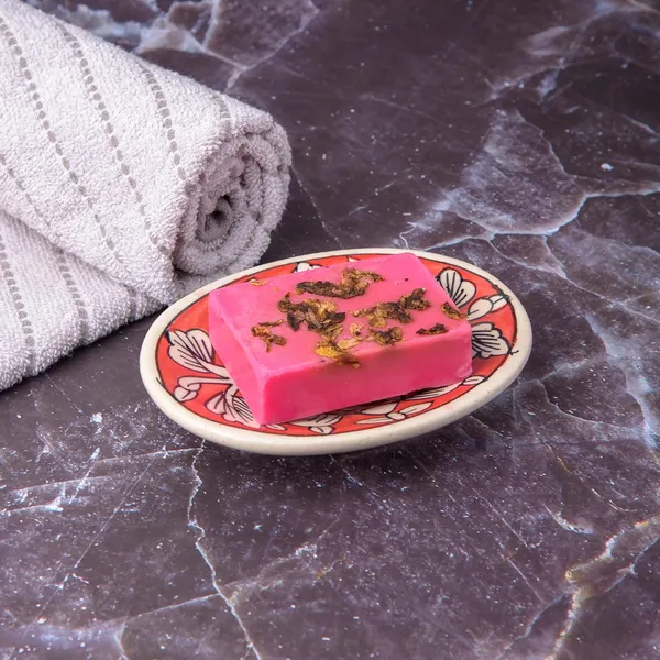 Red_Ceramic_Soap_Bar_Dish_Tray_Hand_Painted_Bath_Accesorries_5_x_4_inch