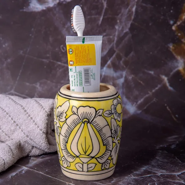 Yellow_Ceramic_Brush_Holder_Pen_Holder_Shaving_Kit_Stand_Hand_Painted_Bath_Accesorries_4_inch