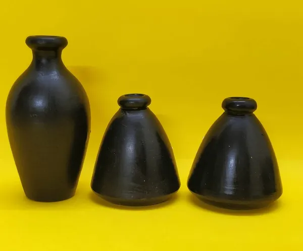 Black_Terracotta_Decorative_Vase_Set_Of_3_Handpainted_Clay_Pots