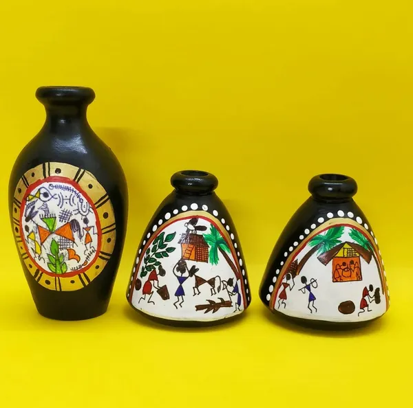 Black_Terracotta_Decorative_Vase_Set_Of_3_Handpainted_Clay_Pots